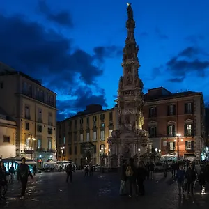 Art Nel Cuore Di Naples